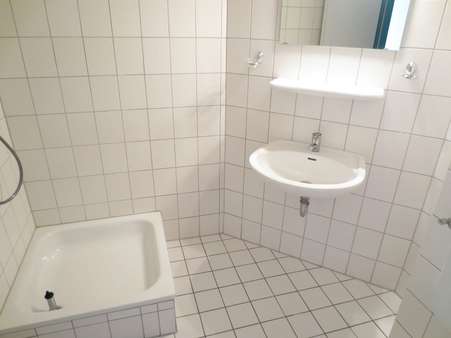 Bad - Erdgeschosswohnung in 31137 Hildesheim mit 20m² mieten