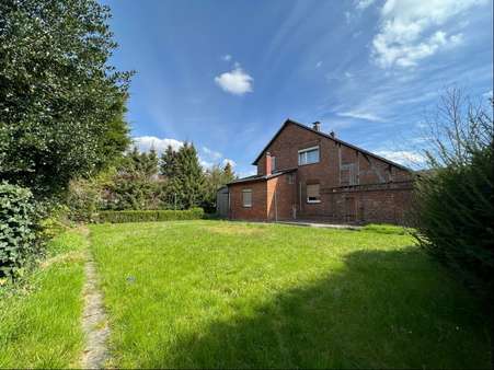 Garten rechte Hälfte (frei) - Zweifamilienhaus in 31241 Ilsede mit 160m² günstig kaufen