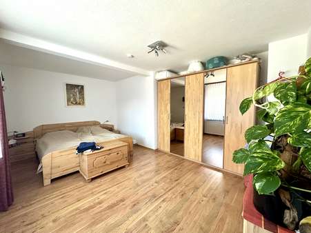 Großes Schlafzimmer im EG - Einfamilienhaus in 31167 Bockenem mit 133m² kaufen