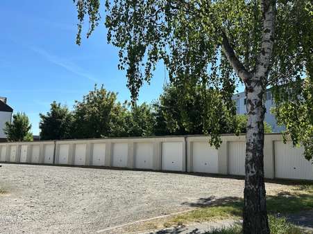 Außenanischt - Einzelgarage in 31137 Hildesheim mit 0m² als Kapitalanlage kaufen