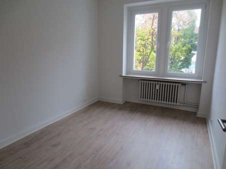 Zimmer - Etagenwohnung in 31134 Hildesheim mit 75m² günstig mieten