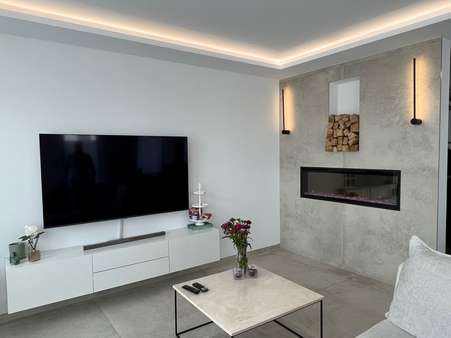 Bsp für beleuchtete Decken - Erdgeschosswohnung in 31139 Hildesheim mit 120m² kaufen