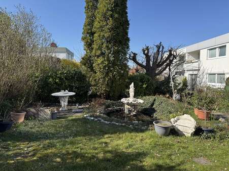 Blick in den Garten - Doppelhaushälfte in 31137 Hildesheim mit 122m² kaufen