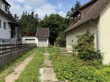 Einfahrt Einfahrt - Einfamilienhaus in 31199 Diekholzen mit 89m² kaufen