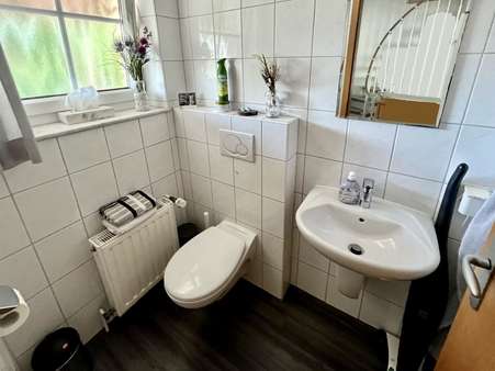 ... mit Gäste-WC - Doppelhaushälfte in 30880 Laatzen mit 185m² kaufen