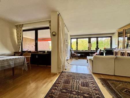 Ess- und Wohnbereich Ess- und Wohnbereich - Etagenwohnung in 37085 Göttingen mit 119m² kaufen
