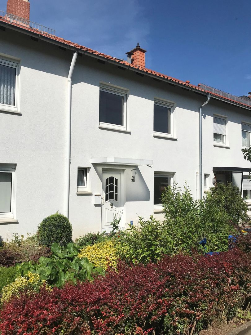 Freies Einfamilien Reihenhaus Mit Schonem Garten In Geismar