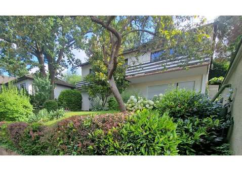 Einfamilienhaus in 34266 Niestetal mit 205m² kaufen