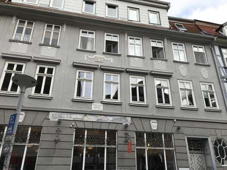 Hausansicht - Etagenwohnung in 37075 Göttingen mit 31m² kaufen