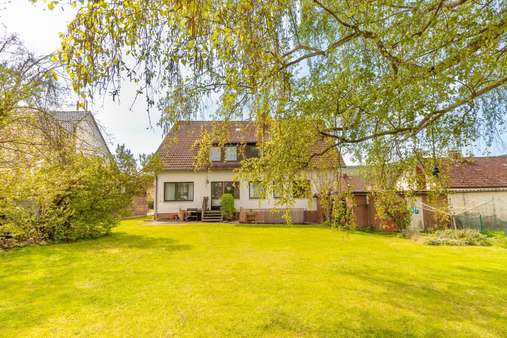 null - Zweifamilienhaus in 37136 Waake mit 231m² kaufen
