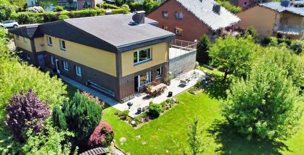 Giebelansicht - Zweifamilienhaus in 34346 Hann. Münden mit 200m² kaufen