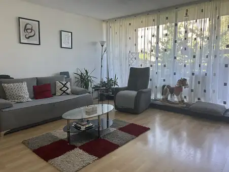 Vermietete Eigentumswohnung mit Tiefgaragenstellplatz in Uninähe