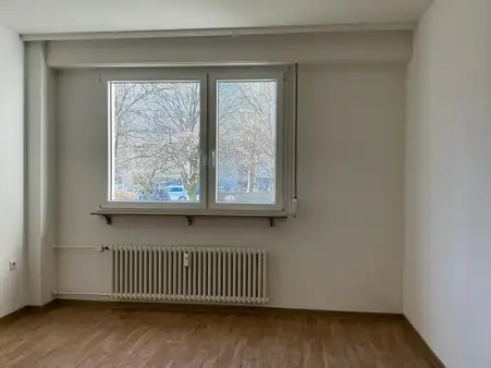 Freie Eigentumswohnung mit Tiefgaragenstellplatz in Uninähe