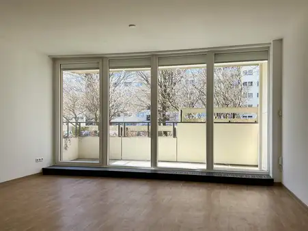 Freie Eigentumswohnung mit Tiefgaragenstellplatz in Uninähe
