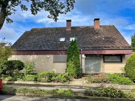 Überdachter Hauseingang - Einfamilienhaus in 37115 Duderstadt mit 156m² kaufen