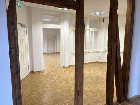 Eingangsbereich offen gestaltet - Büro in 37115 Duderstadt mit 80m² mieten