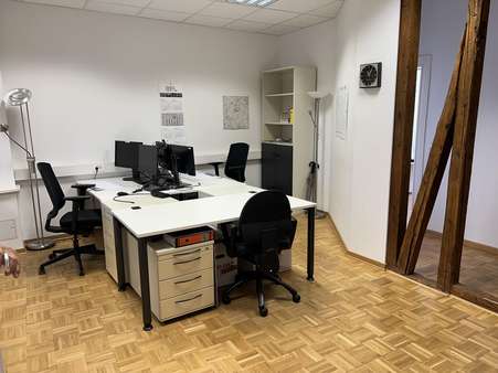 Offen gestaltetes Büro - Büro in 37115 Duderstadt mit 80m² mieten