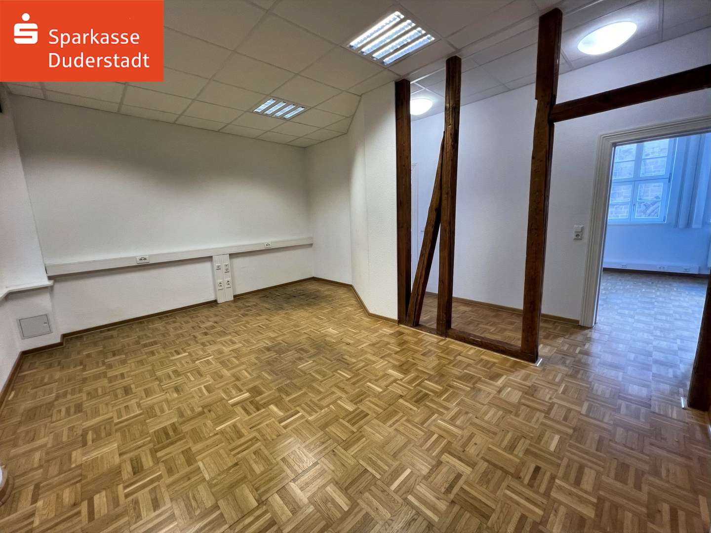 Perfekt für den Empfang oder ein zusätzliches und offenes Büro - Büro in 37115 Duderstadt mit 80m² mieten