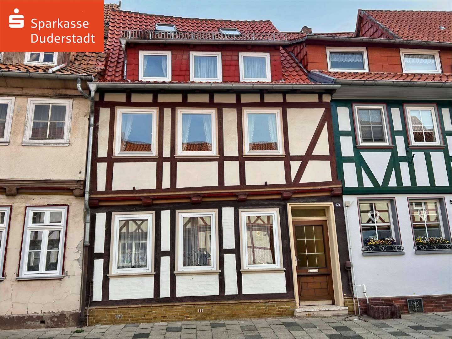 Fachwerkhaus sucht neue Bewohner - Reihenmittelhaus in 37115 Duderstadt mit 140m² kaufen