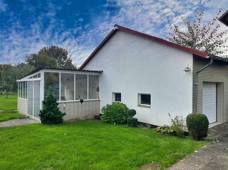 Garage mit Wintergarten - Doppelhaushälfte in 37115 Duderstadt mit 94m² kaufen