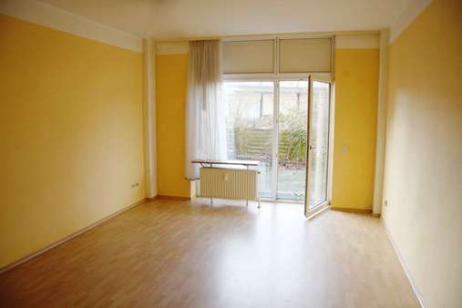 Wohnzimmer - Erdgeschosswohnung in 37170 Uslar mit 78m² kaufen