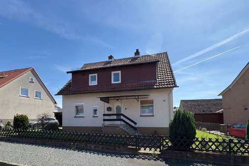 Vorderansicht Vorderansicht - Einfamilienhaus in 37194 Bodenfelde mit 135m² kaufen