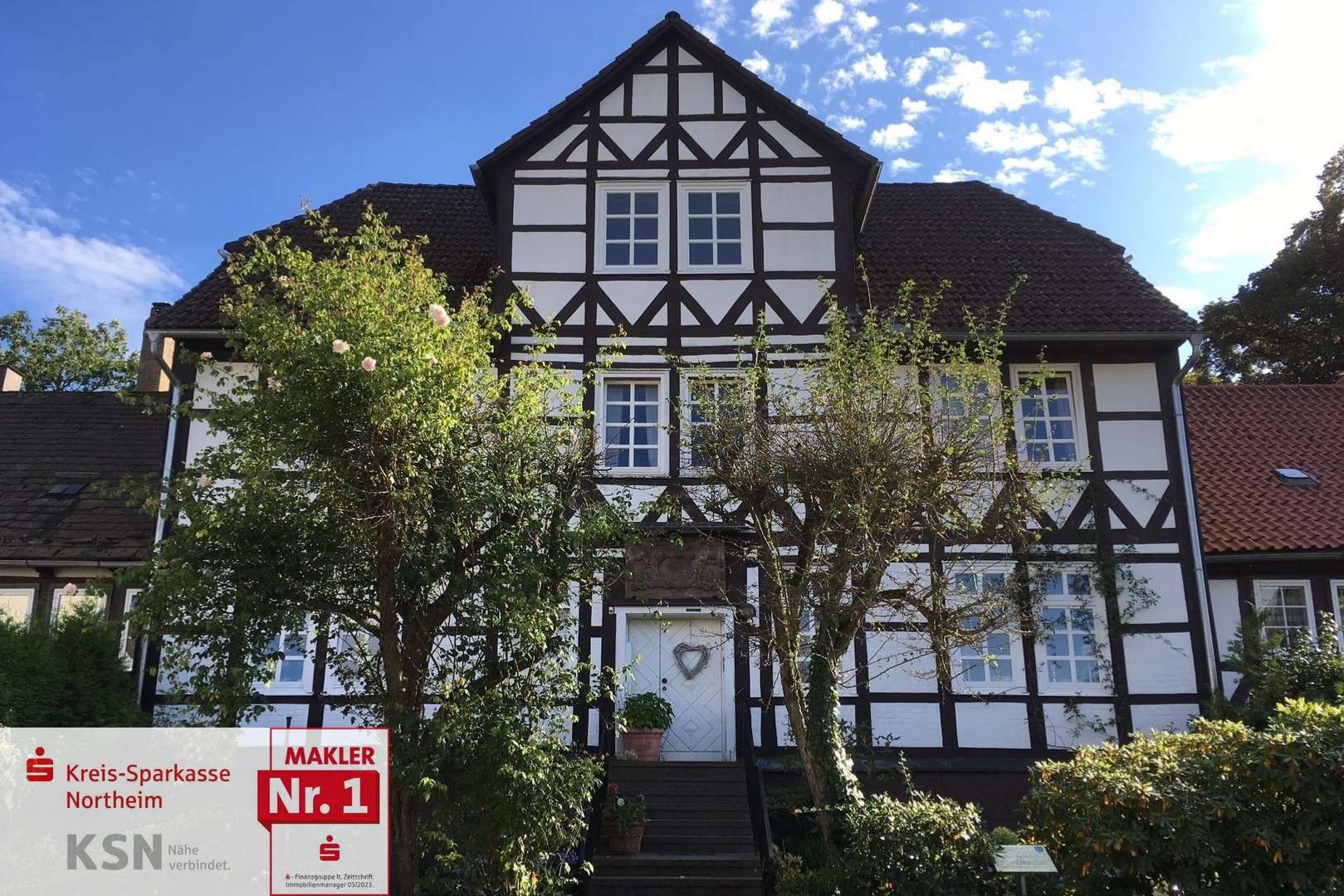 Vorderansicht - Mehrfamilienhaus in 37586 Dassel mit 303m² kaufen