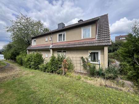 Rückansicht - Einfamilienhaus in 37170 Uslar mit 156m² kaufen