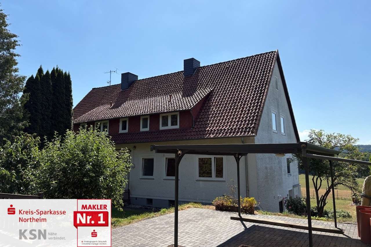 Vorder- und Seitenansicht Vorder- und Seitenansicht - Wohnung in 37186 Moringen mit 138m² kaufen