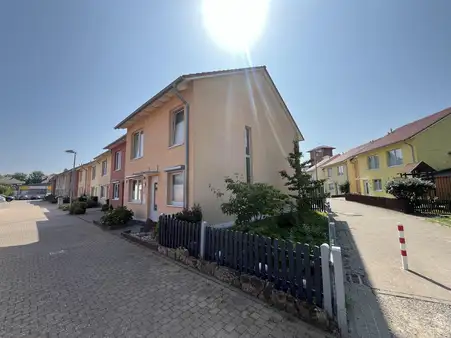 Charmantes Reihenendhaus in zentraler Lage von Northeim! 