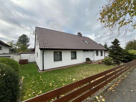 Frontansicht - Einfamilienhaus in 37154 Northeim mit 242m² kaufen