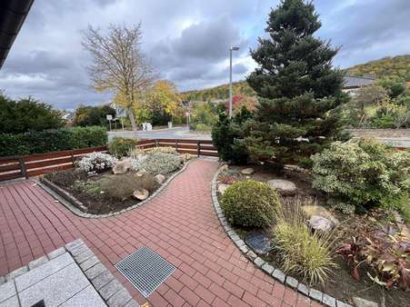Vorgarten - Einfamilienhaus in 37154 Northeim mit 242m² kaufen