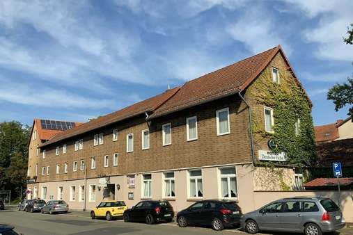 Seiten- und Rückansicht - Hotel in 37154 Northeim mit 128m² kaufen