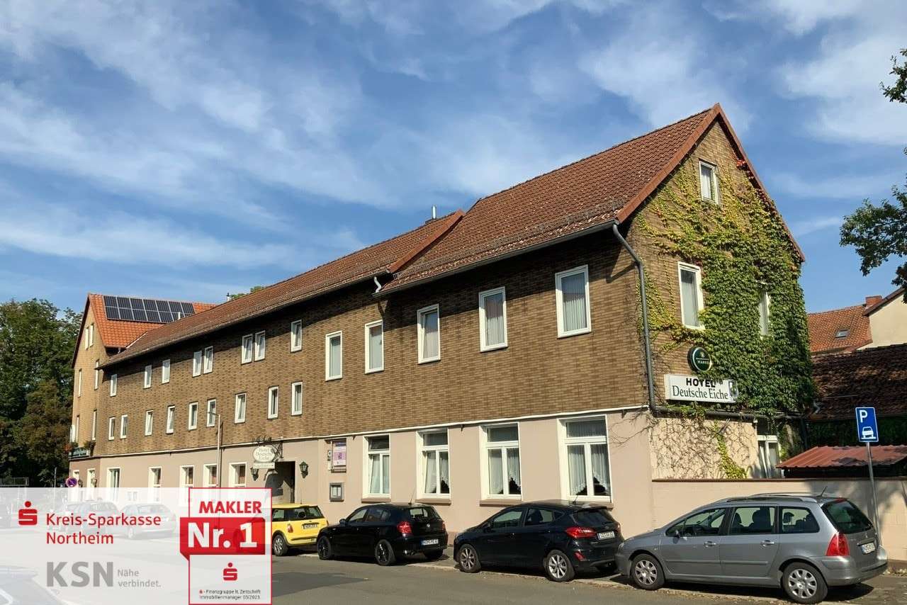 Seiten- und Rückansicht - Hotel in 37154 Northeim mit 128m² kaufen