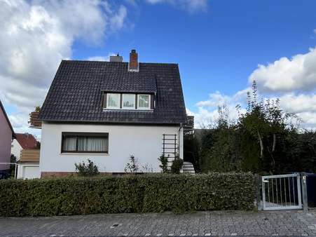 Straßenansicht - Einfamilienhaus in 37154 Northeim mit 105m² kaufen