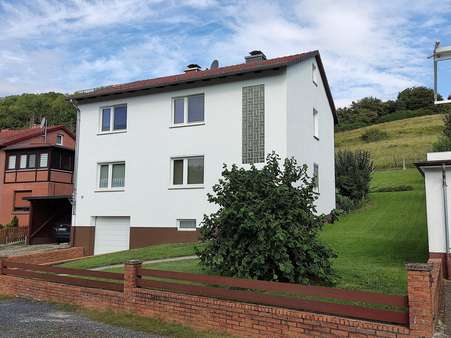 Frontansicht - Zweifamilienhaus in 37176 Nörten-Hardenberg mit 143m² kaufen