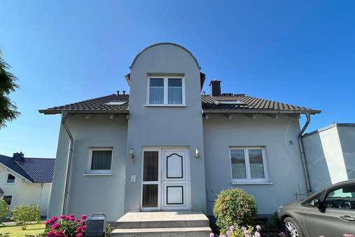 Frontansicht - Einfamilienhaus in 37191 Katlenburg-Lindau mit 155m² kaufen