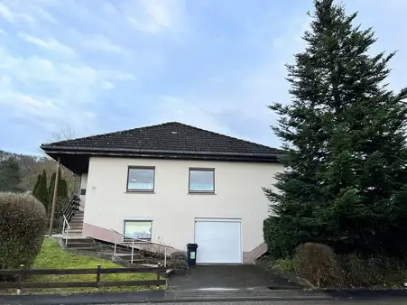 Ansprechender Bungalow im begehrten Wohngebiet auf Erbbaupacht!