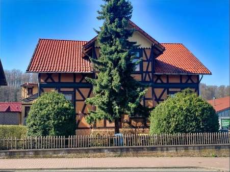 Straßenseite Straßenseite - Zweifamilienhaus in 37520 Osterode mit 260m² kaufen