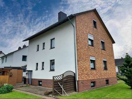 Mehrfamilienhaus in 37197 Hattorf mit 212m² kaufen