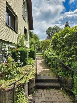 Zuwegung - Einfamilienhaus in 37520 Osterode mit 163m² kaufen
