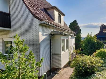 Westfassade mit Erker und Gaube Westfassade mit Erker und Gaube - Einfamilienhaus in 37441 Bad Sachsa mit 162m² kaufen