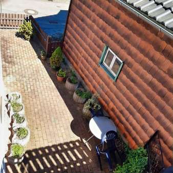 Innenhof - Doppelhaushälfte in 37520 Osterode mit 165m² kaufen