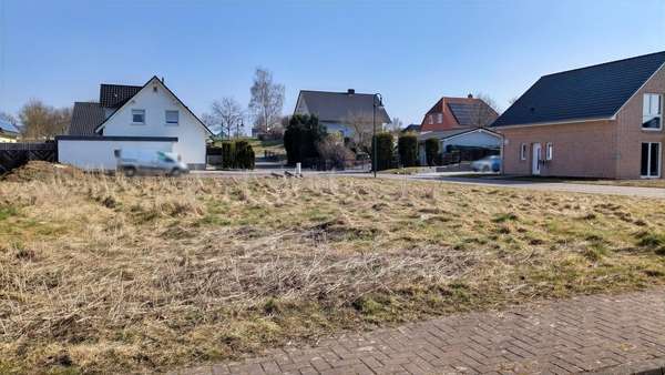 null - Grundstück in 37520 Osterode mit 621m² kaufen
