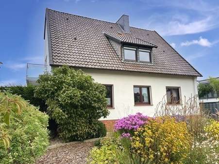 Sommerimpression - Zweifamilienhaus in 49076 Osnabrück mit 147m² kaufen