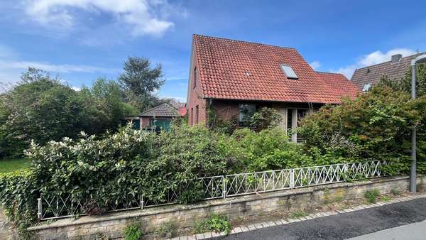 Abrissobjekt - Straßenansicht - Grundstück in 49082 Osnabrück mit 977m² kaufen