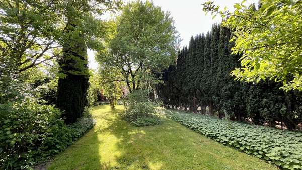 parkähnlicher Garten - Grundstück in 49170 Hagen mit 2123m² kaufen
