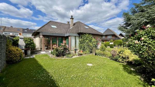 Sicht auf den Wintergarten - Bungalow in 49134 Wallenhorst mit 105m² kaufen