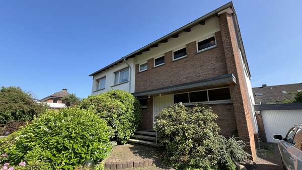 Eingangsbereich Eingangsbereich - Zweifamilienhaus in 49191 Belm mit 215m² kaufen