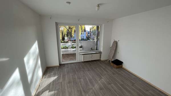 Schlafzimmer - Etagenwohnung in 49078 Osnabrück mit 74m² günstig kaufen